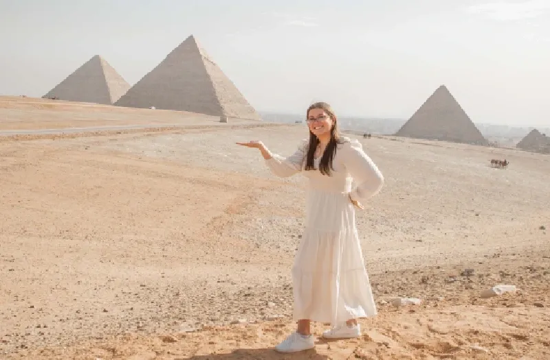 Pasqua al Cairo in 5 Giorni | Tour Piramidi, Museo e Alessandria